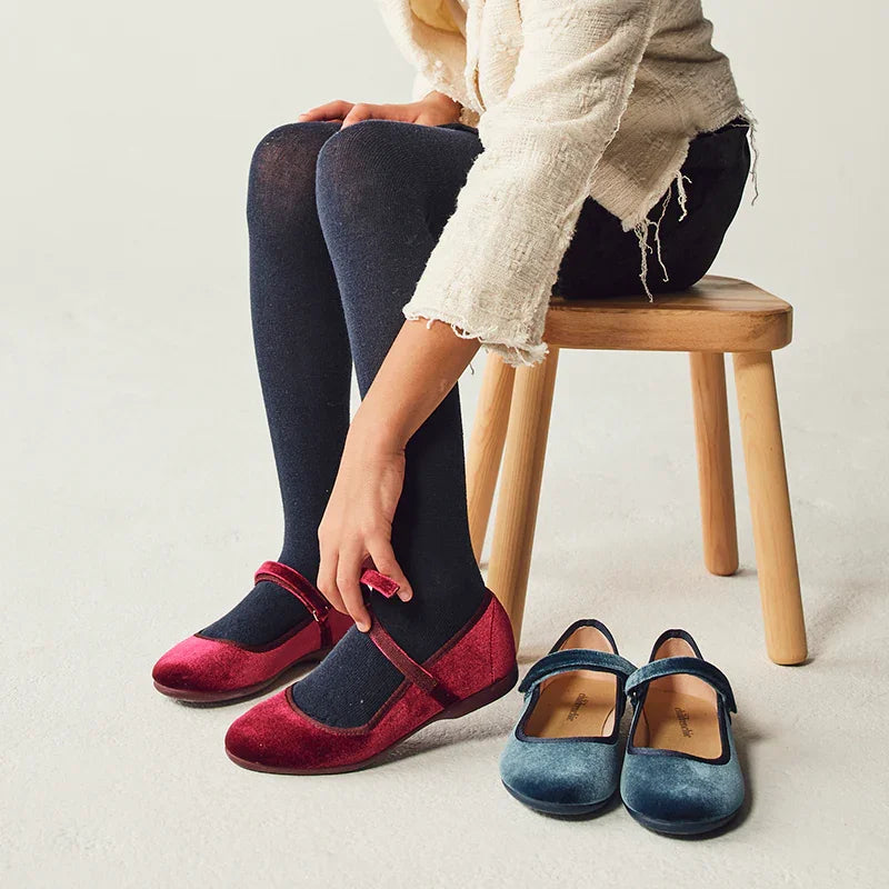 Merceditas clásicas de terciopelo burdeos Childrenchic® para niña