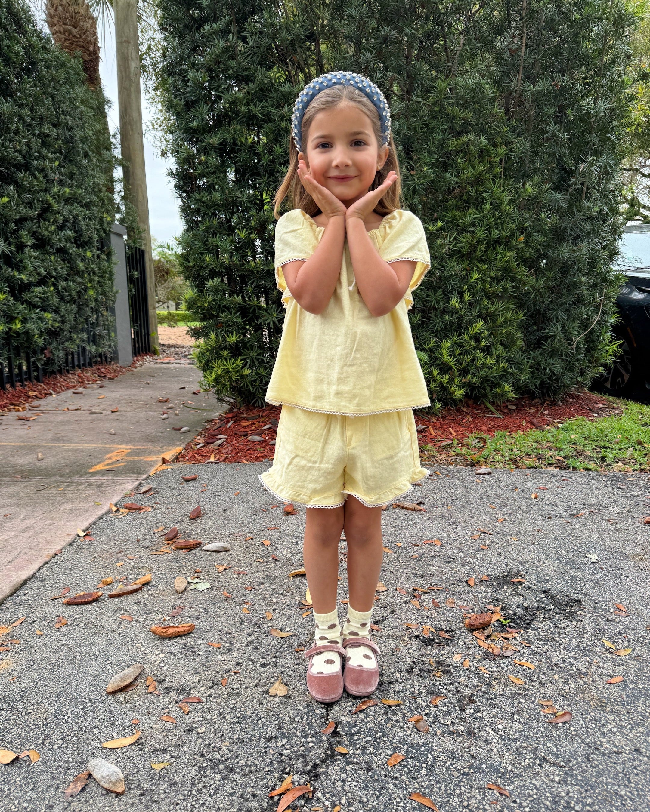 Merceditas clásicas de terciopelo burdeos Childrenchic® para niña