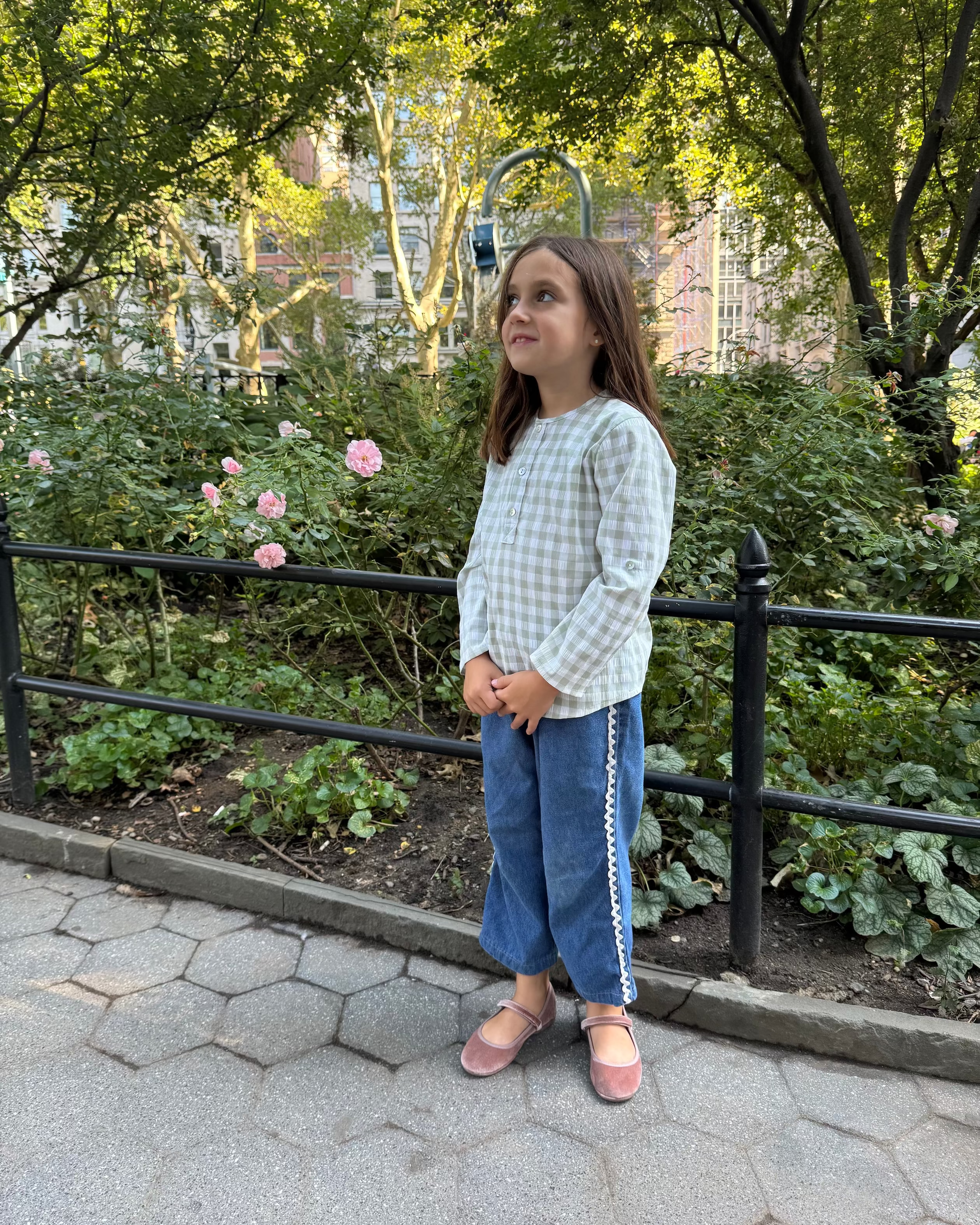 Merceditas clásicas de terciopelo burdeos Childrenchic® para niña