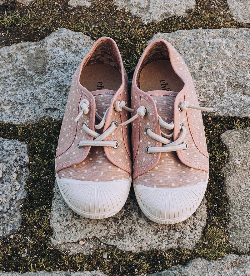 Canvas Sneaker in Pink Dots