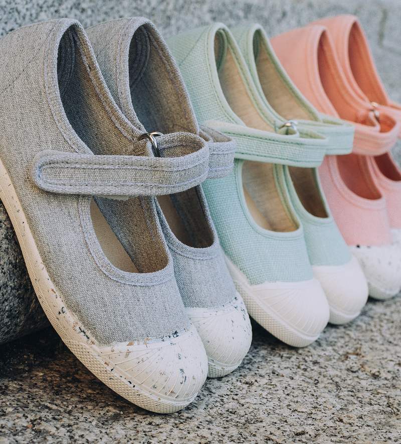 Womens canvas 2025 mary janes