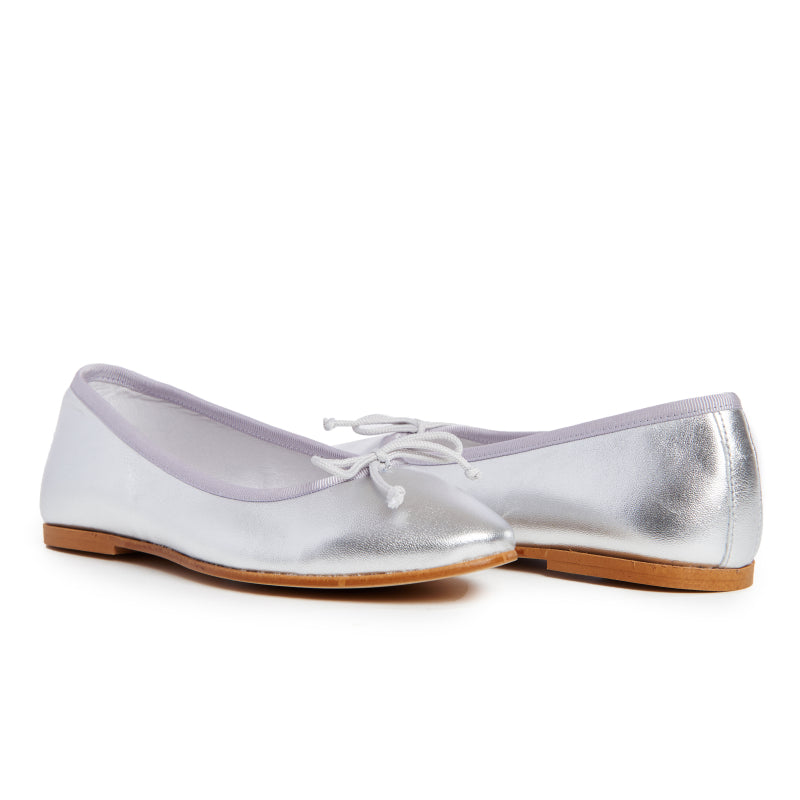 Leather Ballerinas in Silver